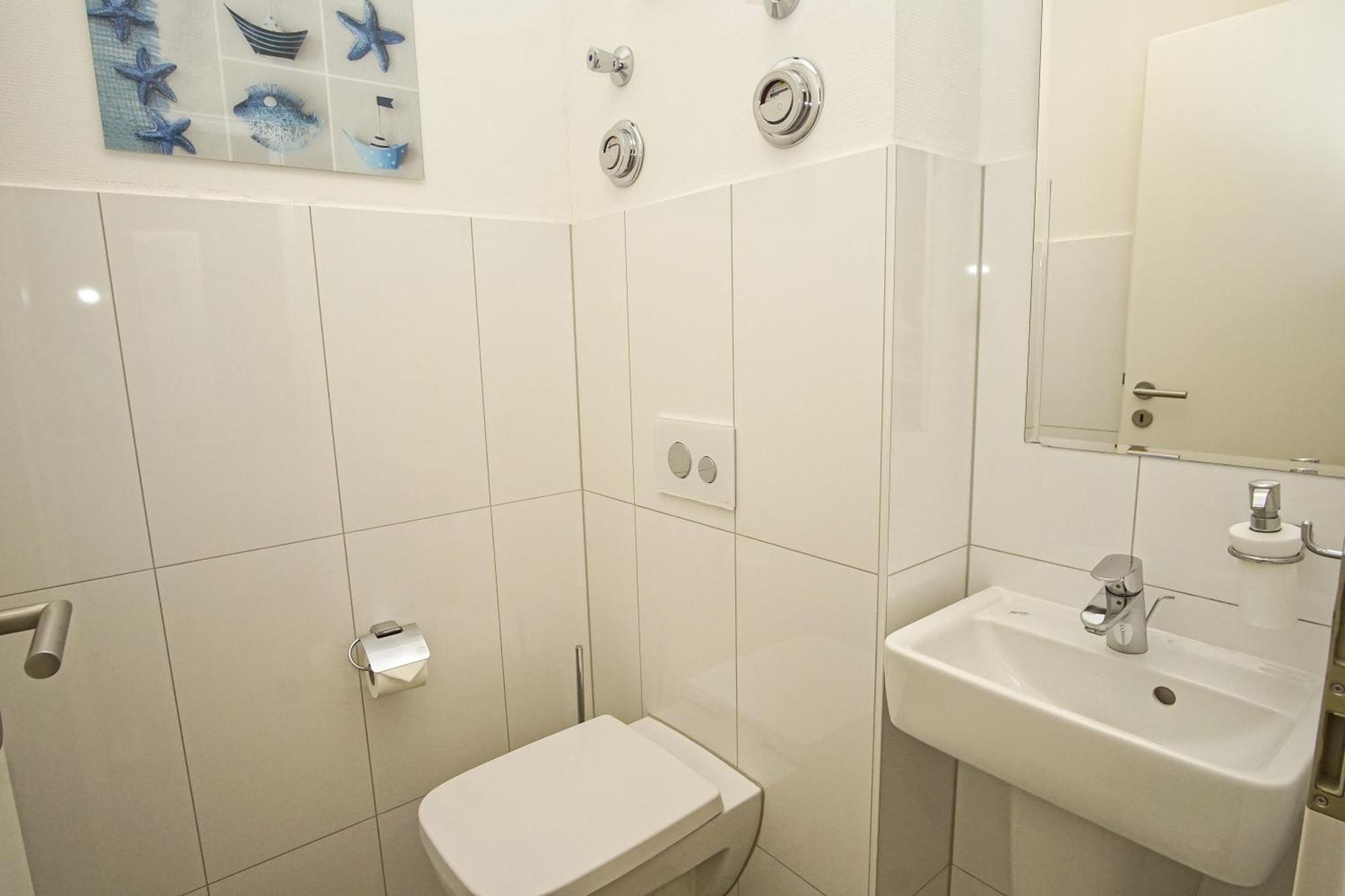 Balkon, Gratis Nutzung Vom Ahoi Erlebnisbad Und Sauna In Sellin- Meeresblick Fewo 59 Goehren  Exterior foto